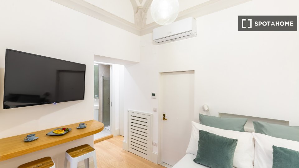 Apartment mono Naples — photo 4