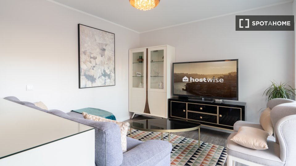 Apartment Porto, 4 beds, 120m² — photo 4