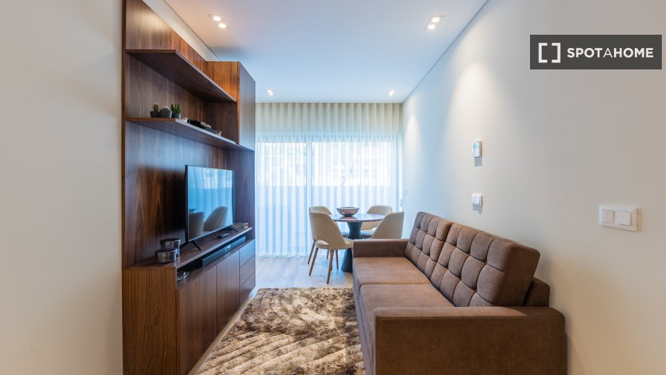 Apartment mono Porto, 56m² — photo 2