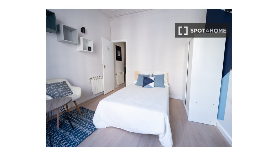 Double room Barcelona, 5 beds — photo 3