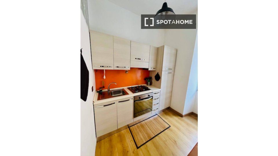 Apartment Rome, 1 bed — photo 11