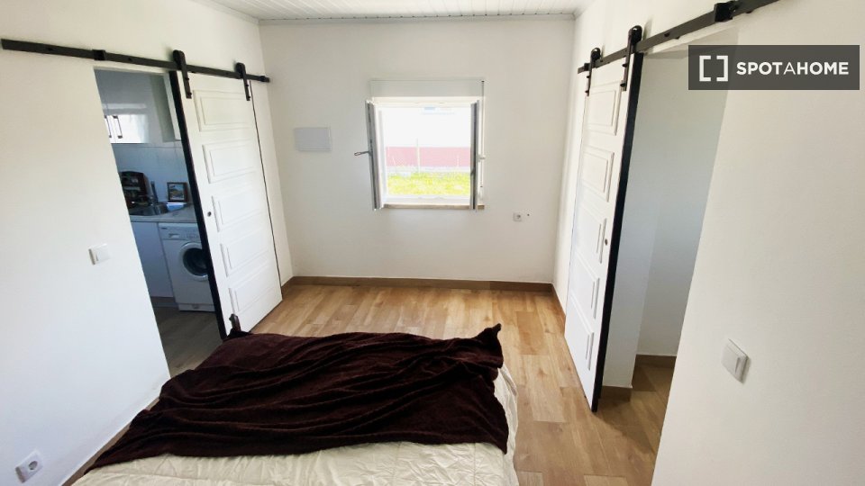 Apartment mono Lisbon, 35m² — photo 9