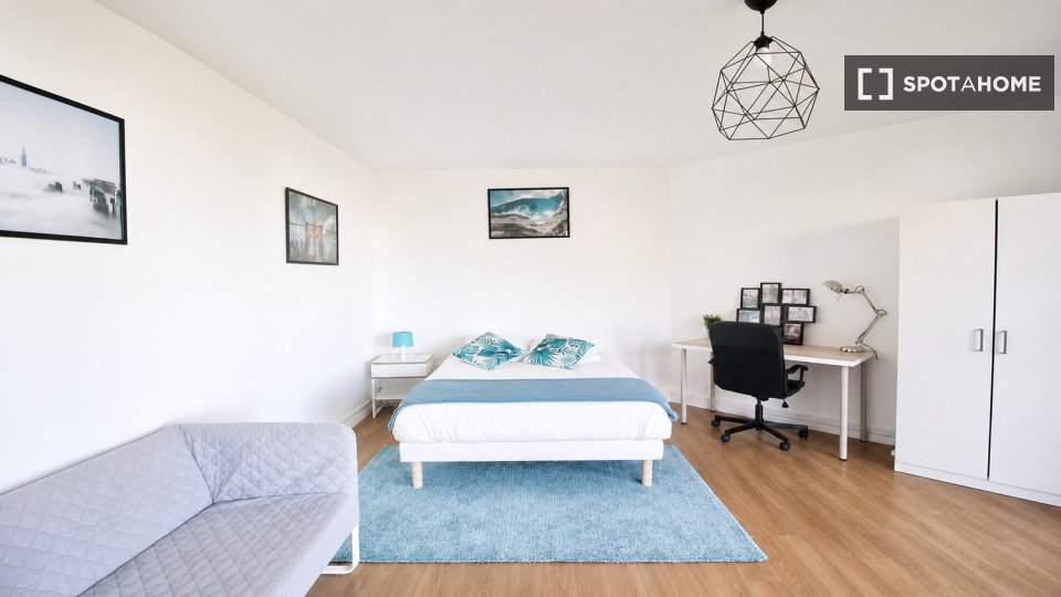 Chambre double Paris, 4 chambres — photo 33