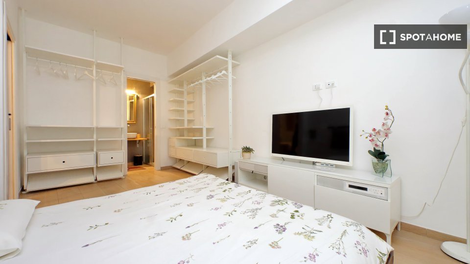 Apartment Rome, 1 bed, 55m² — photo 18