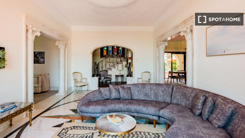 Apartment Lisbon, 5 beds — photo 9