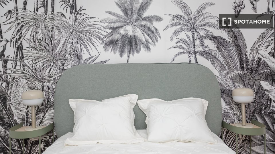 Double room Lisbon, 6 beds — photo 13