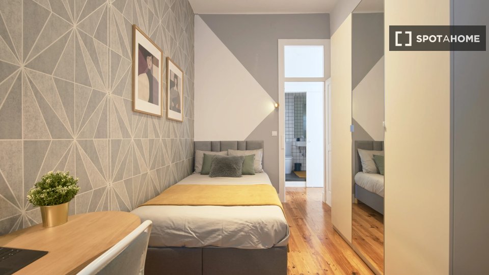 Double room Lisbon, 7 beds — photo 3