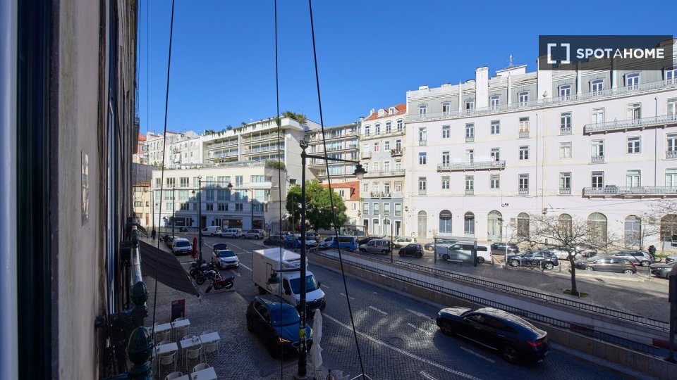 Double room Lisbon, 9 beds — photo 23