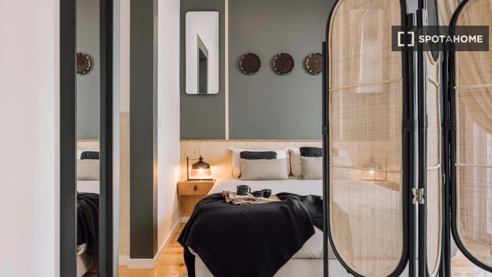 Apartment Lisbon, 1 bed, 75m² — photo 12