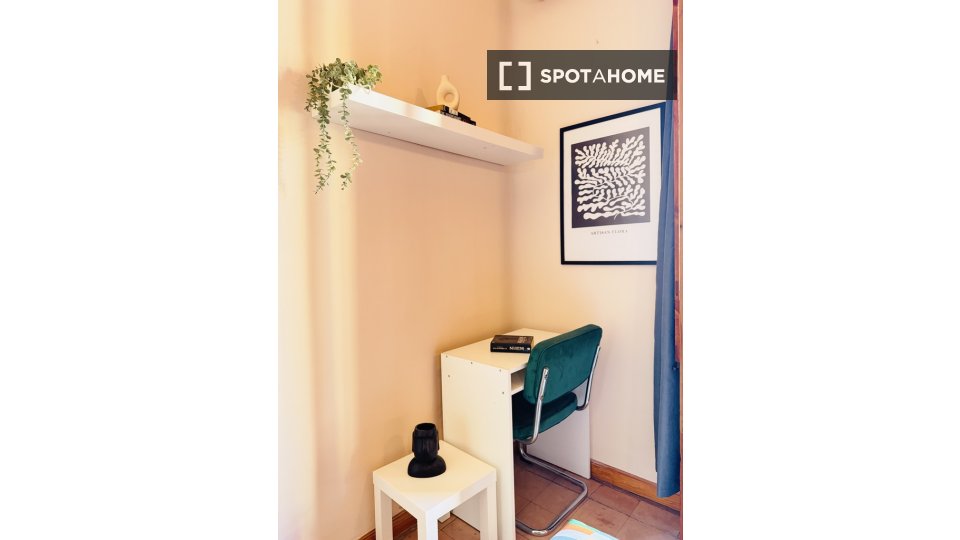 Double room Granada, 1 bed — photo 16