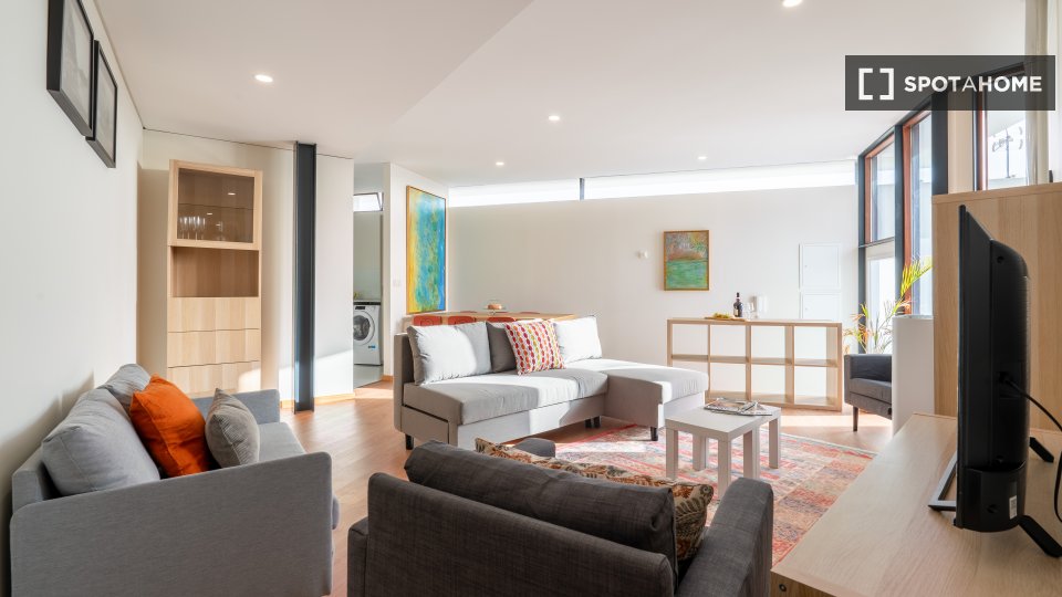 Apartment Porto, 2 beds, 55m² — photo 2
