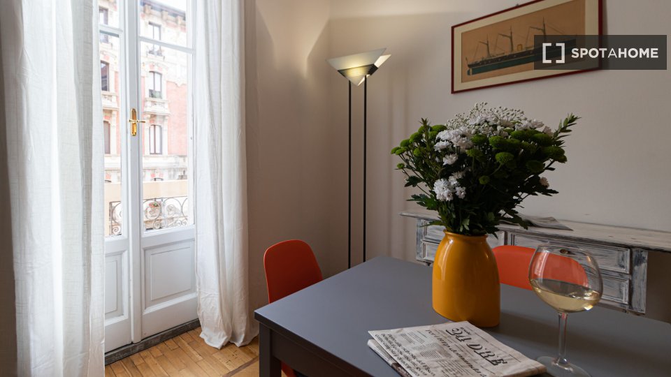 Apartment Milan, 1 bed, 66m² — photo 4