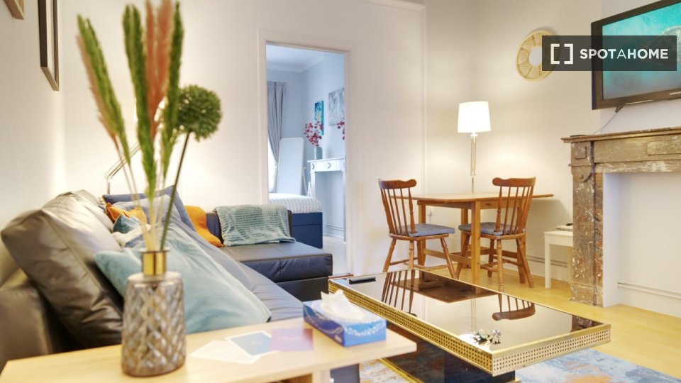 Double room Brussels, 2 beds — photo 19