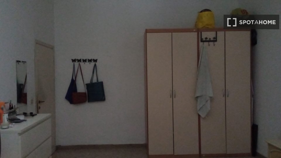 Double room Florence, 4 beds, 110m² — photo 16