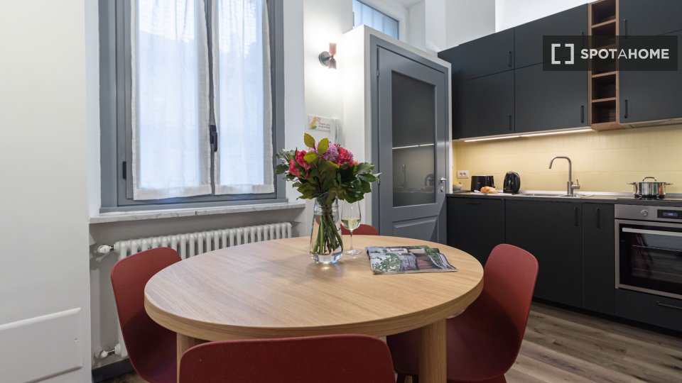 Apartment Milan, 1 bed, 46m² — photo 12
