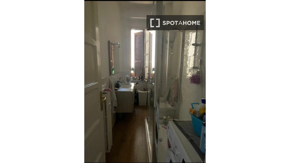 Double room Rome, 2 beds — photo 5