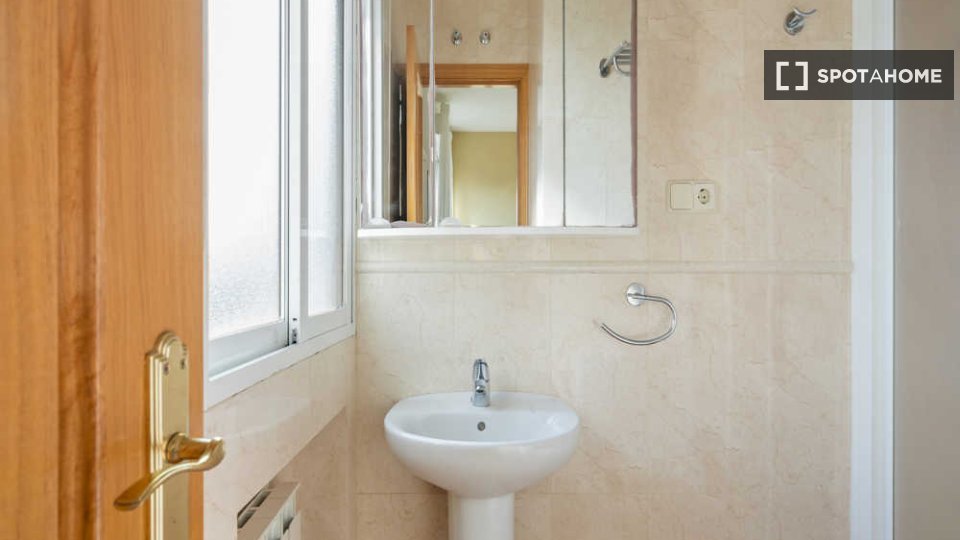 Camera doppia Madrid, 34 camere — foto 2