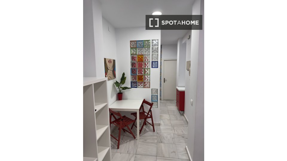 Apartment mono Seville — photo 16