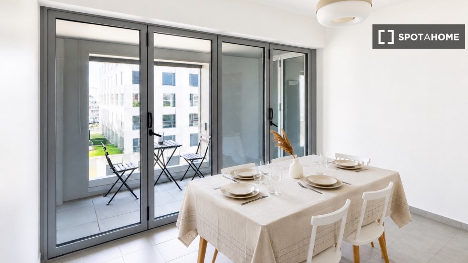 Chambre double Paris, 4 chambres — photo 22