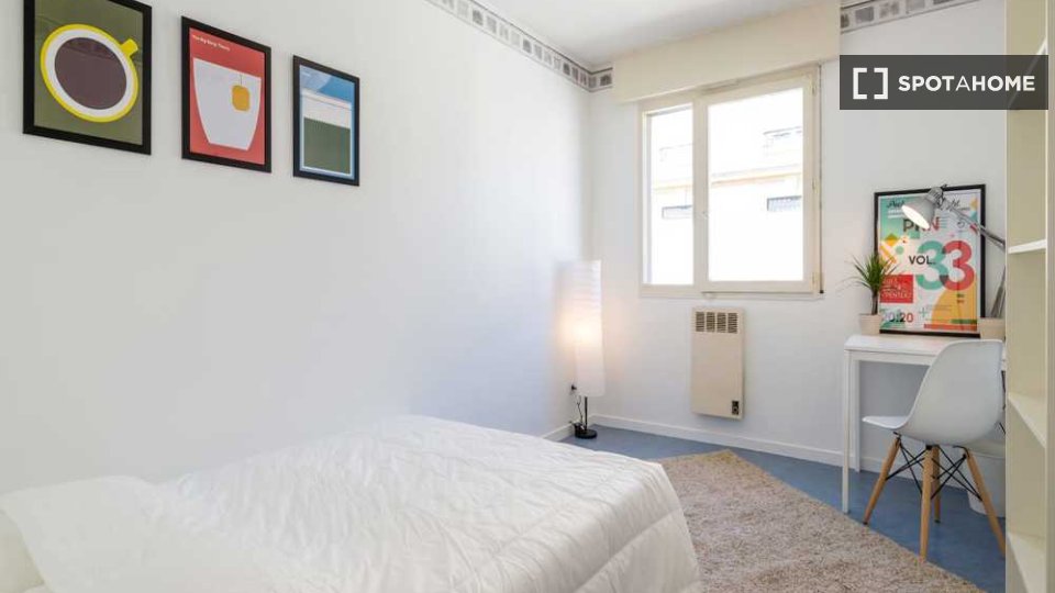Double room Lyon, 5 beds, 100m² — photo 18