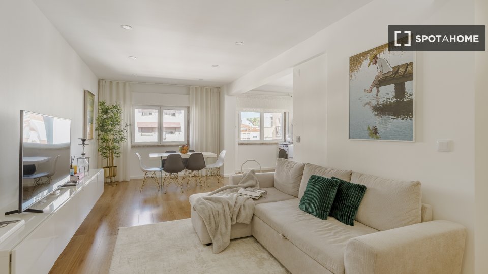 Apartment Lisbon, 2 beds — photo 13