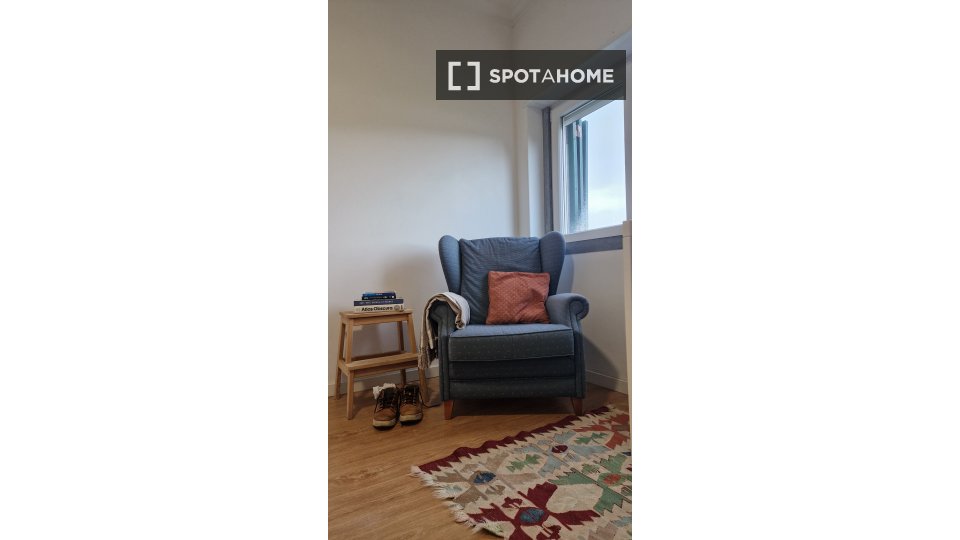 Apartment Lisbon, 2 beds, 100m² — photo 4