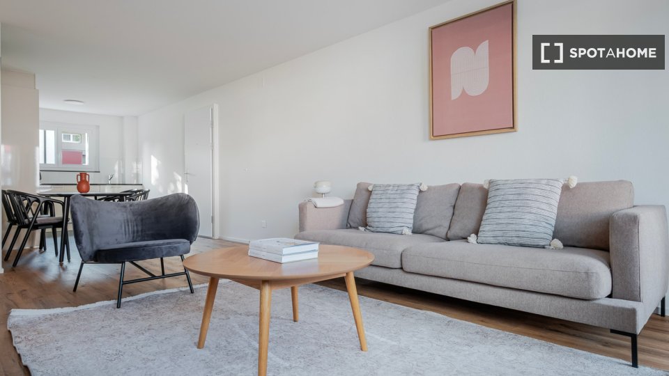 Apartment Zurich, 2 beds, 65m² — photo 3