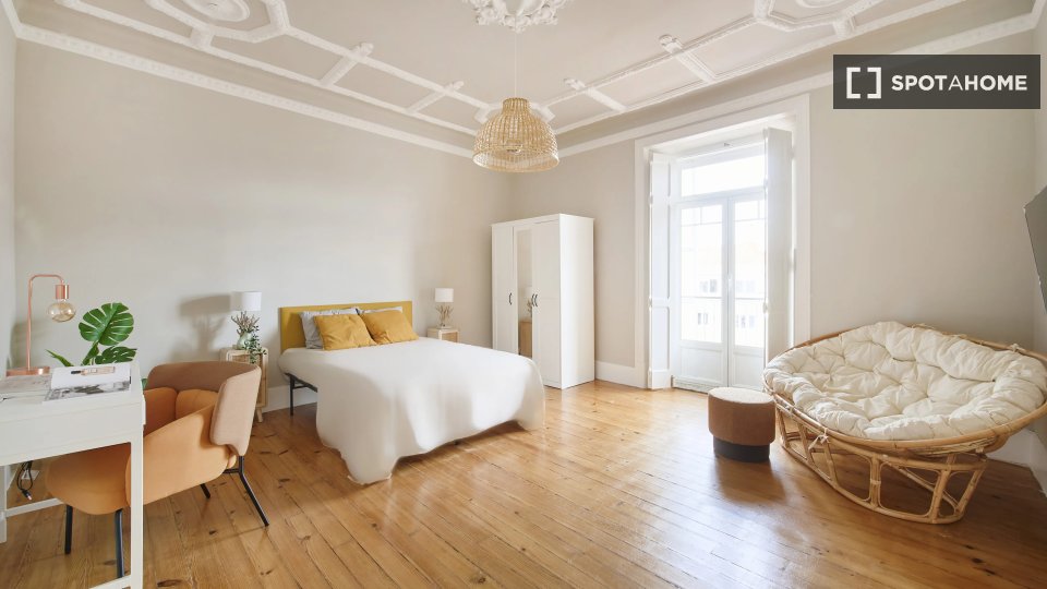 Double room Lisbon, 8 beds — photo 5