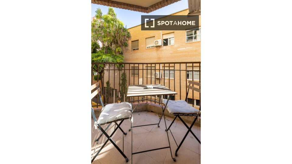 Apartment Valencia, 4 beds — photo 37