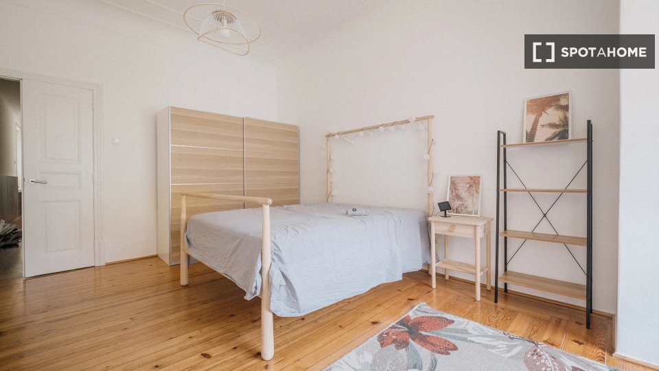 Double room Lisbon, 7 beds — photo 8