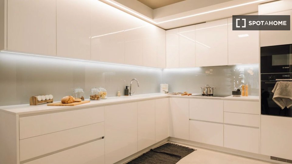 Apartment Lisbon, 2 beds — photo 13