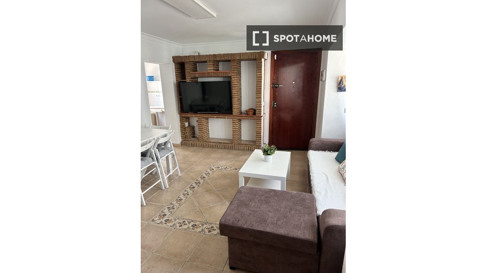 Apartamento de 2 habitaciones en alquiler en Barbate, Cádiz.