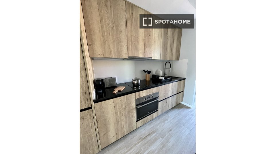 Double room Barcelona, 4 beds, 80m² — photo 22