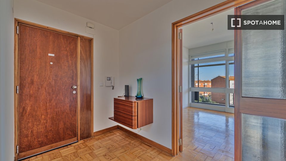 Double room Lisbon, 6 beds — photo 15