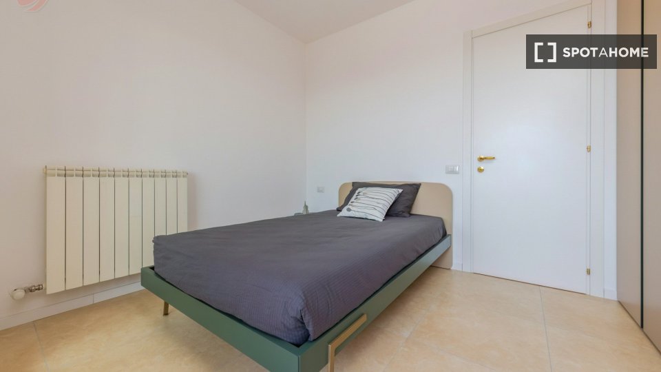 Double room Milan, 4 beds — photo 27