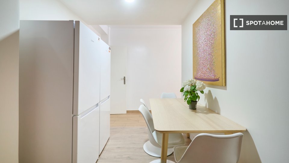 Double room Lisbon, 10 beds — photo 22