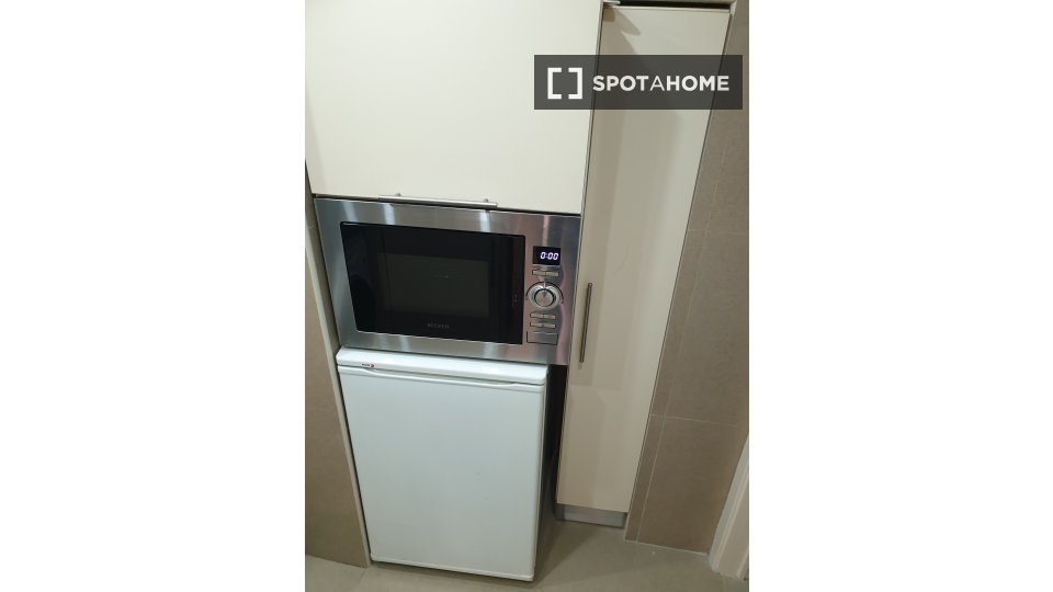 Apartment mono Lisbon, 29m² — photo 13