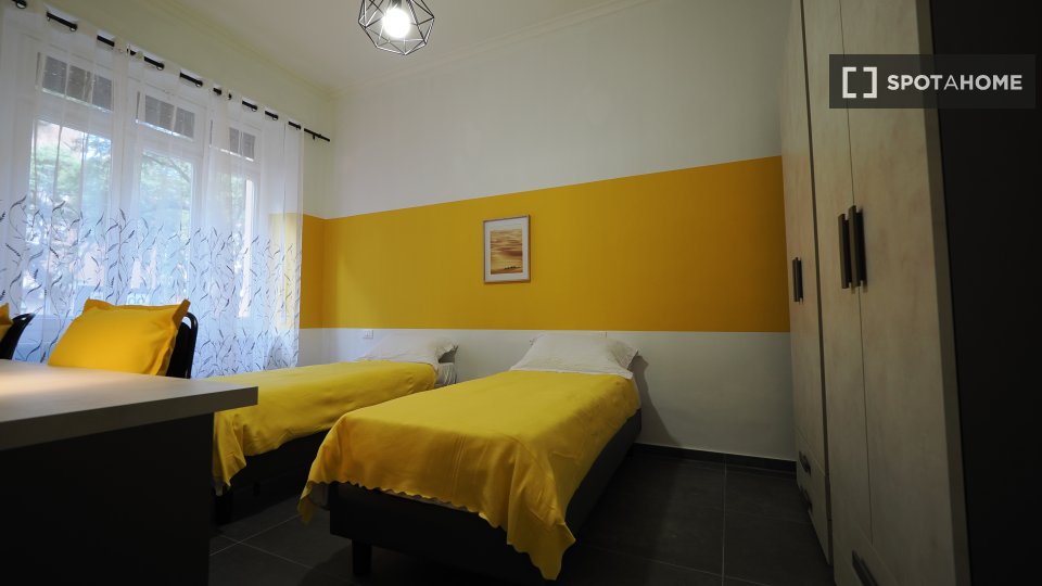 Double room Turin, 2 beds — photo 12