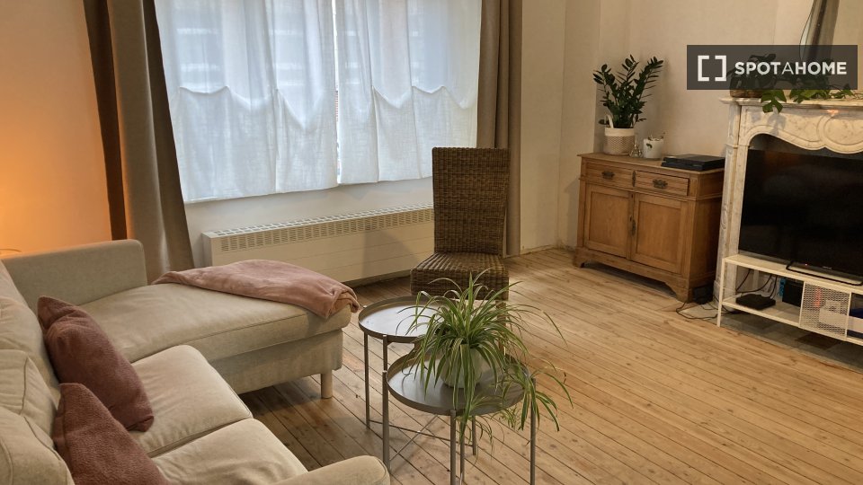 Double room Brussels, 4 beds — photo 8