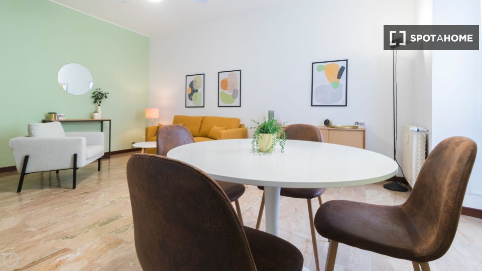 Apartment Milan, 1 bed, 65m² — photo 2