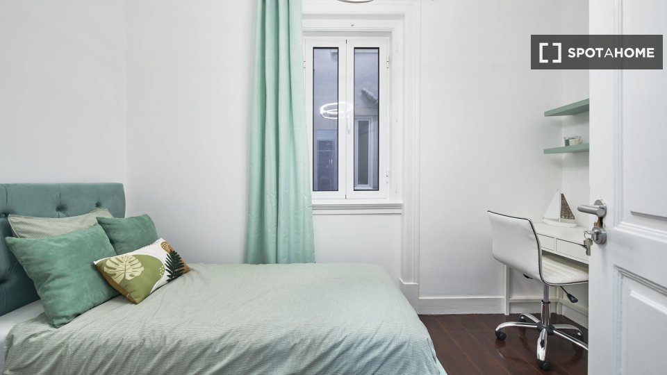 Double room Lisbon, 7 beds — photo 1