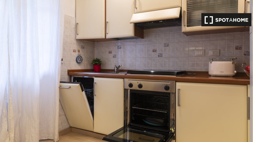 Apartment Milan, 1 bed, 70m² — photo 9