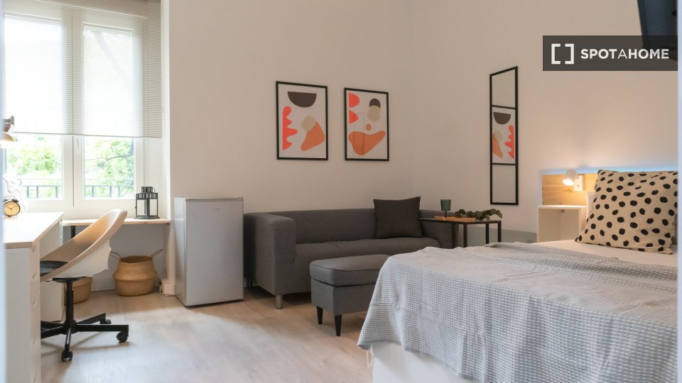 Double room Madrid, 7 beds — photo 2