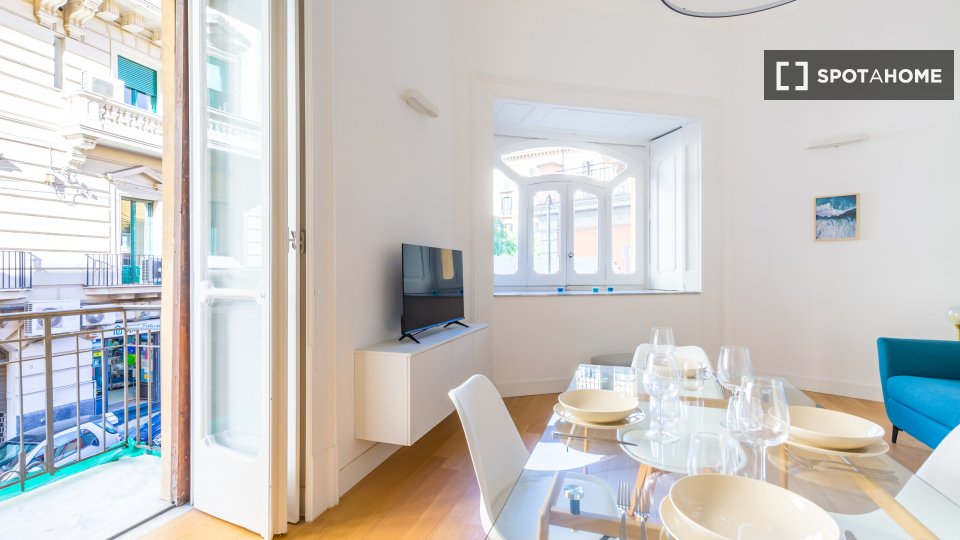 Apartment Naples, 2 beds — photo 1