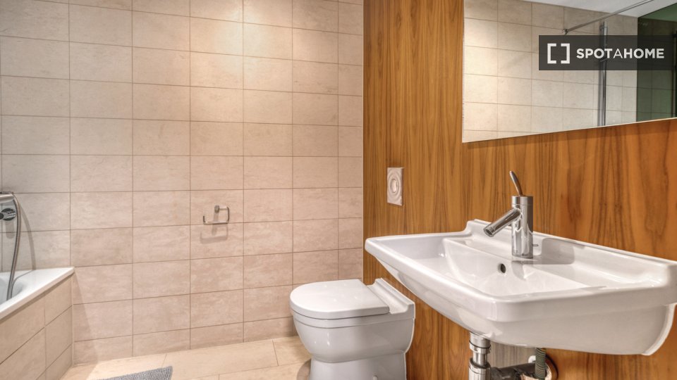Apartment London, 2 beds, 75m² — photo 9
