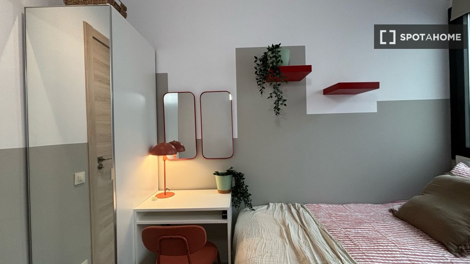 Double room Barcelona, 4 beds, 90m² — photo 1