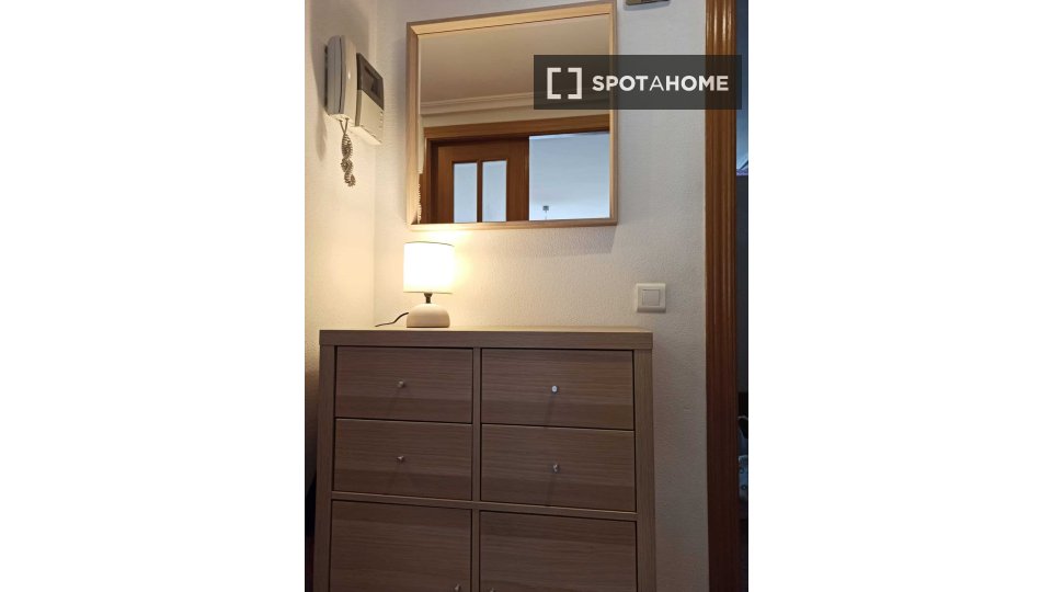 Double room Valencia, 3 beds — photo 16