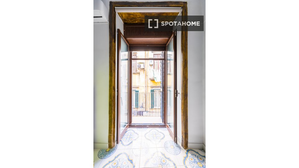 Apartment Naples, 1 bed — photo 19