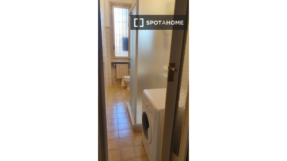 Double room Turin, 6 beds, 182m² — photo 9