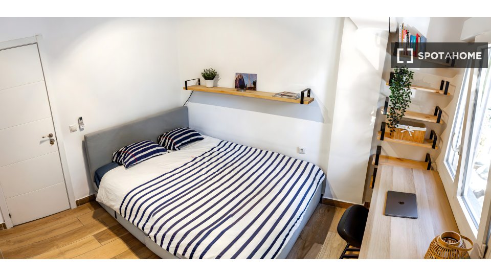 Double room Valencia, 4 beds, 90m² — photo 5